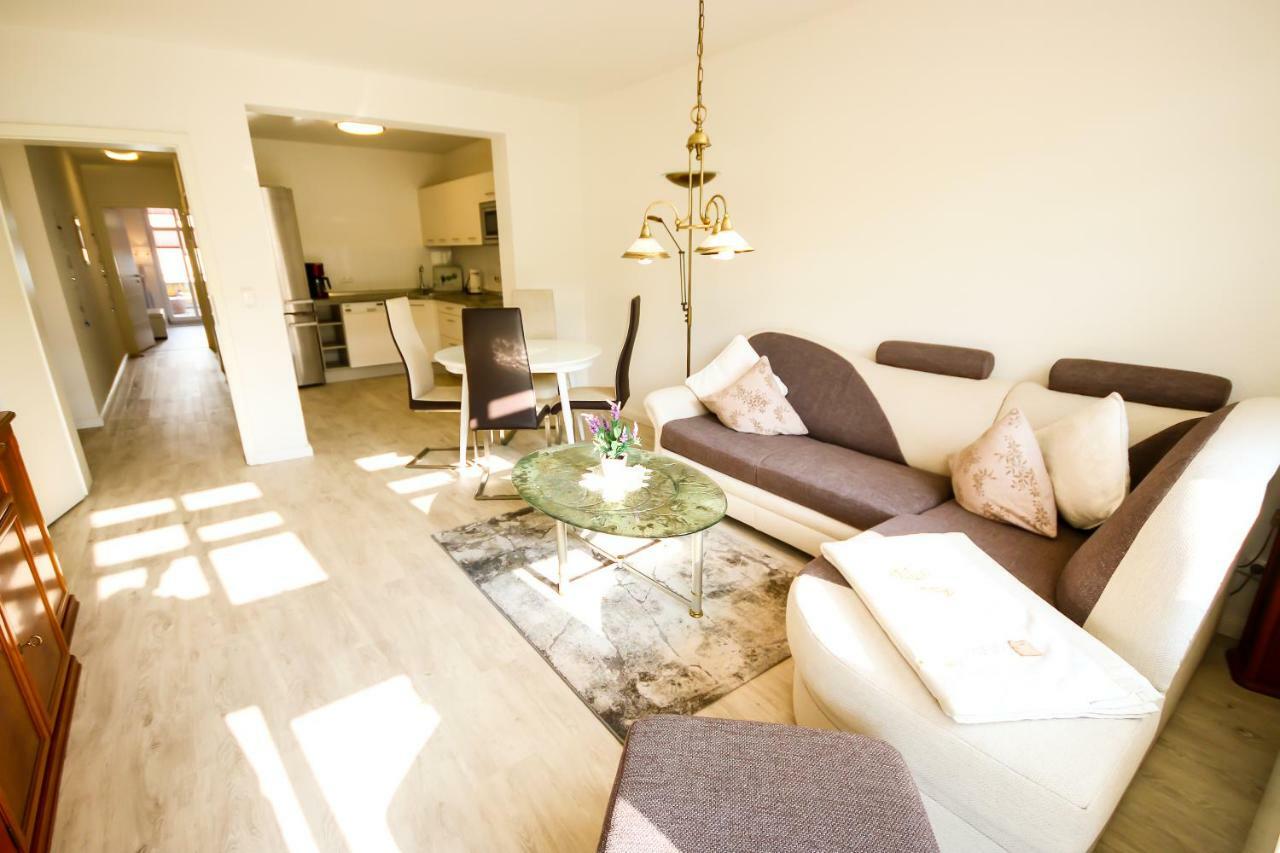 Ferienwohnung Min Herzing Росток Екстер'єр фото