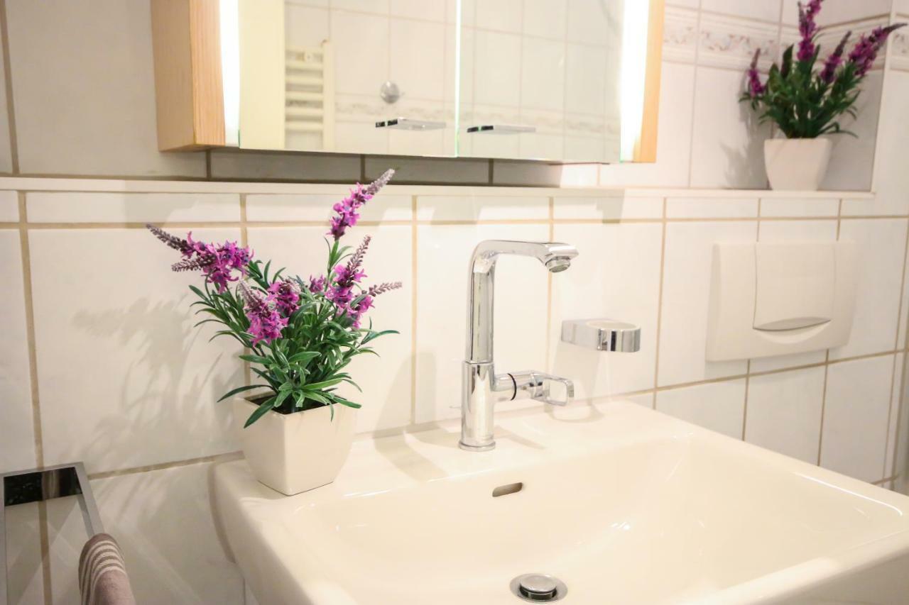 Ferienwohnung Min Herzing Росток Екстер'єр фото